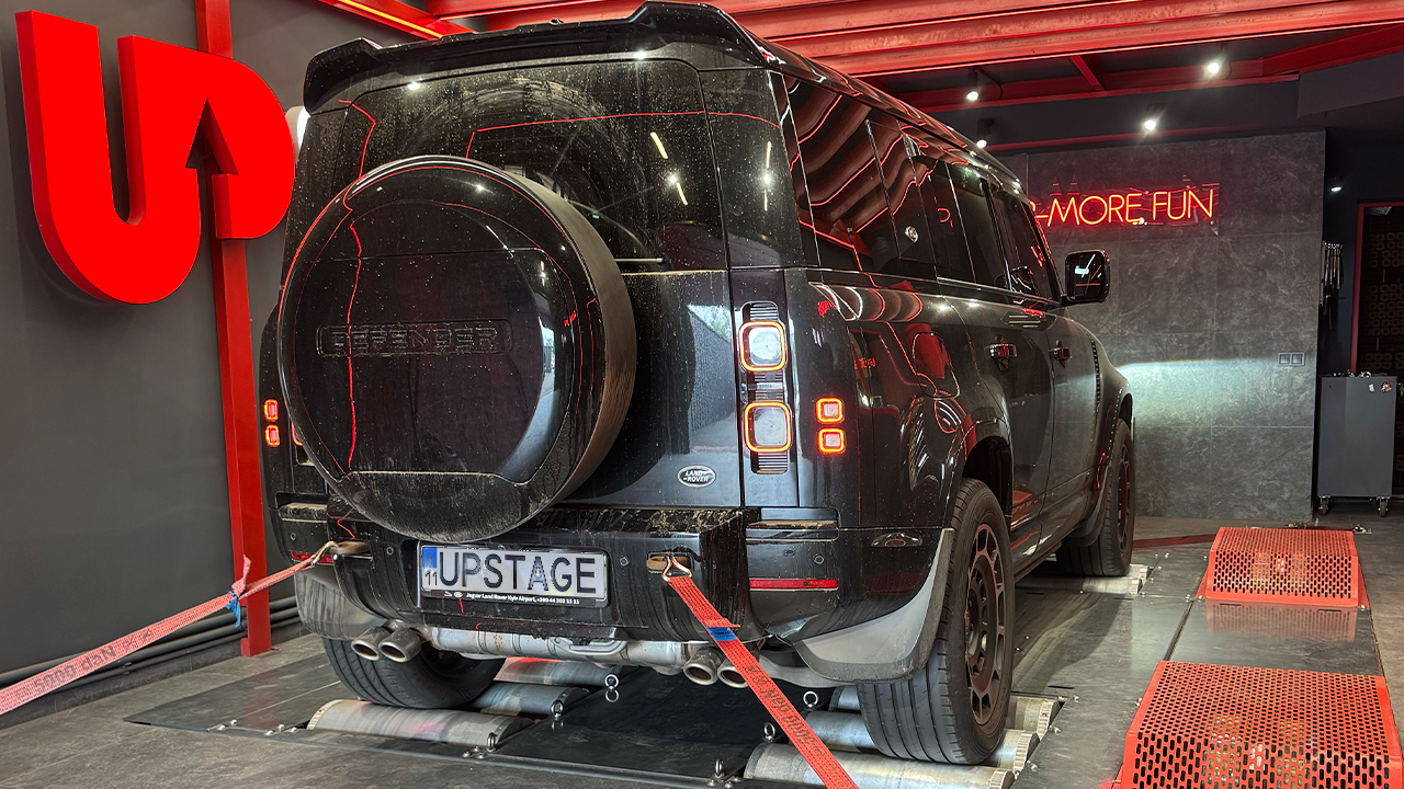 chiptuning_Land Rover Defender P525_site-rear